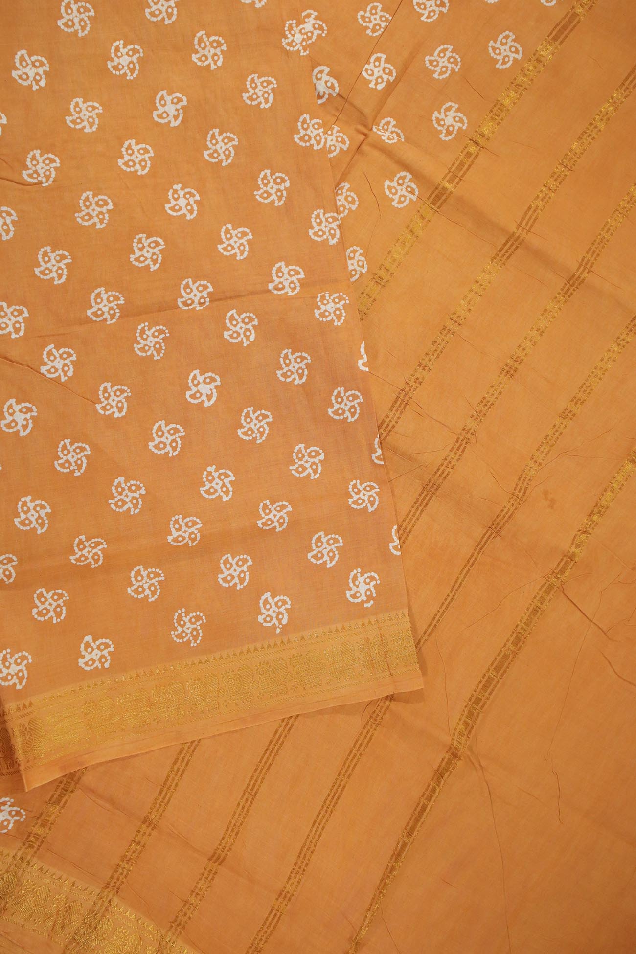 sandy-brown-peacock-madurai-sungudi-sarees-ss005615-b