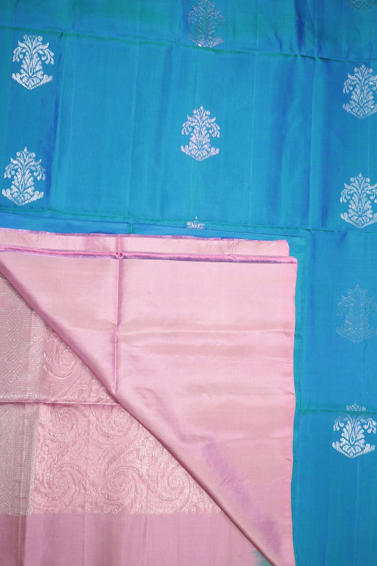 blue-flower-soft-silk-sarees-sss000046-d