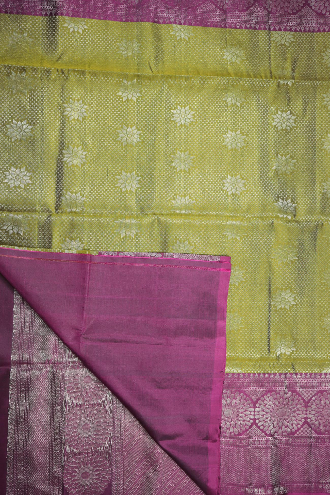 olive-flower-soft-silk-sarees-sss000068-c