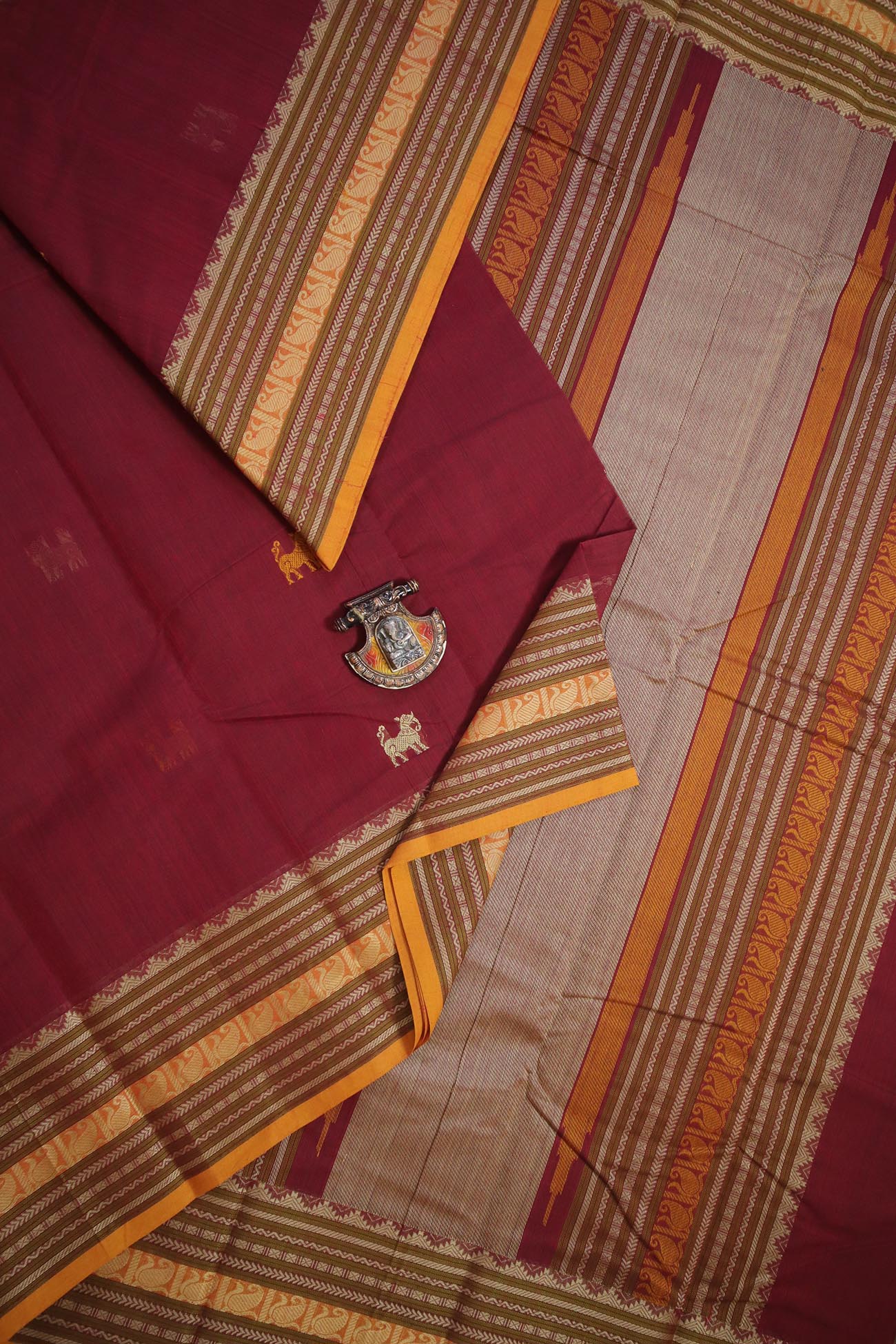 maroon-yazhi-kanchi-cotton-sarees-uu004393-a