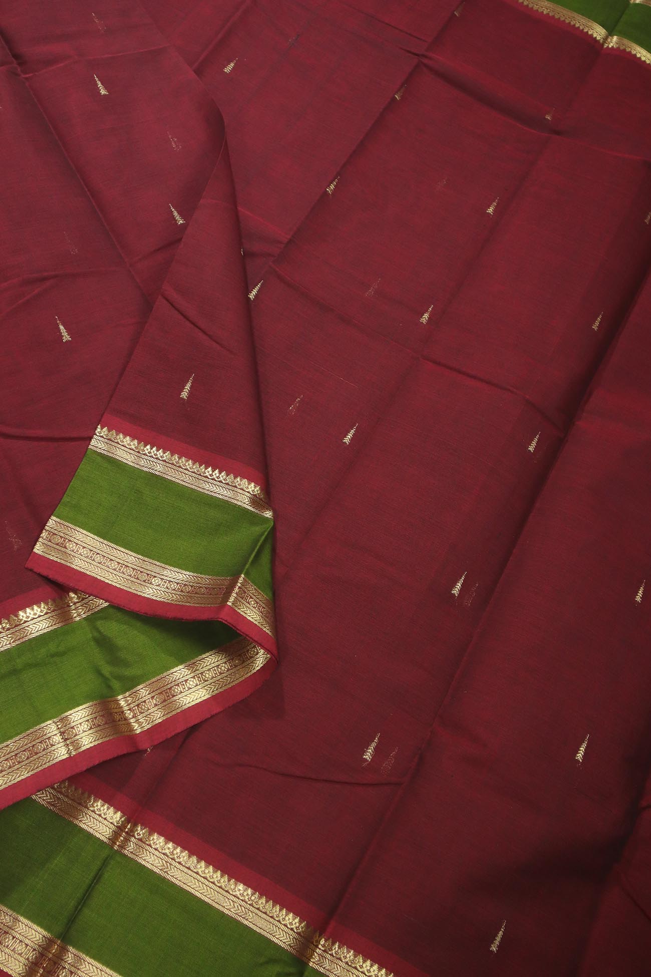 maroon-rain-drops-mallimokku-kanchi-cotton-sarees-uu005178-c