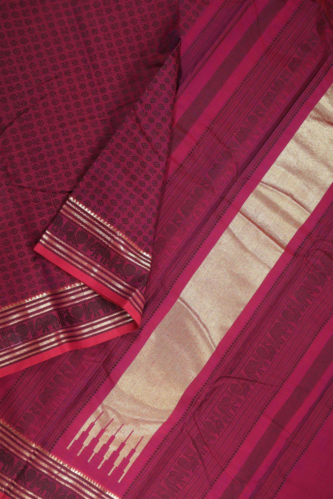 dark-magenta-twenty-thousand-butta-kanchi-cotton-sarees-uu005299-e