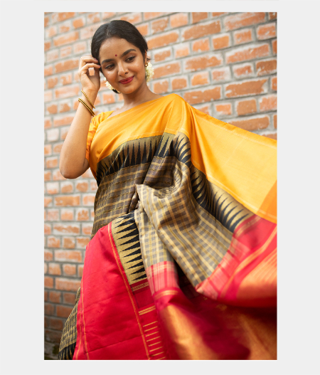 Black Handwoven Kanjivaram Silk Saree T166871-image