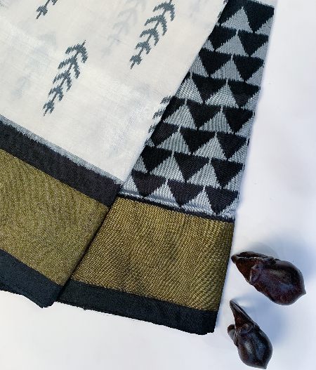 White Ikat Silk Saree T137405-image