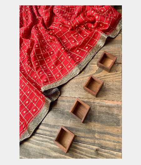 Red Crepe Silk Saree T186350-image