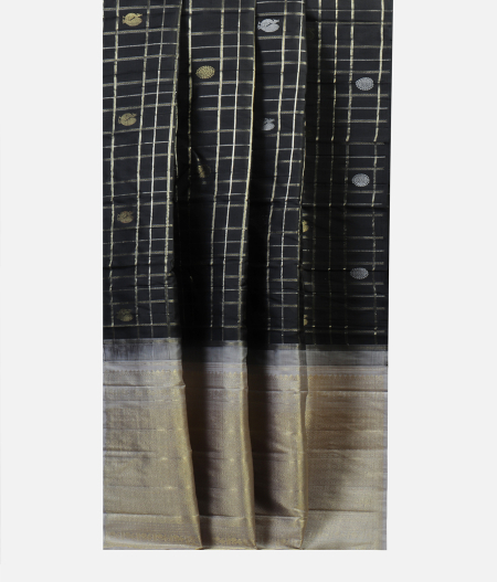Black Handwoven Kanjivaram Silk Saree T1341042