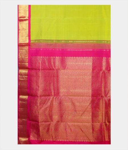 Light Green Handwoven Kanjivaram Silk Saree T1930684