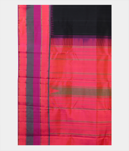 Black Handwoven Kanjivaram Silk Saree T1930554