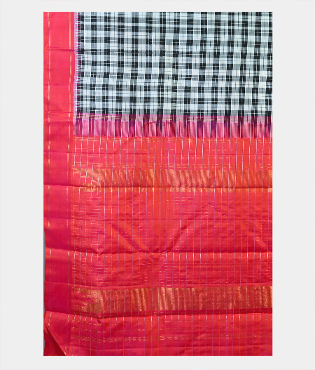 Black and White Handwoven Kanjivaram Silk Saree T1371864