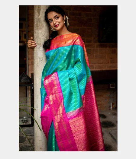 Peacock Blue Handwoven Kanjivaram Silk Saree T2076233