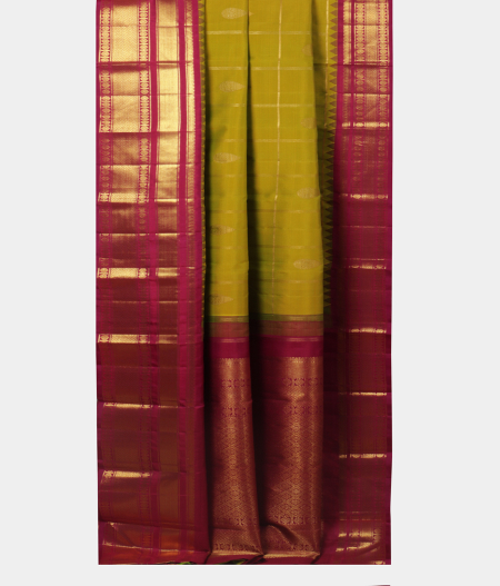 Yellowish Green Handwoven Kanjivaram Silk Saree T2102632