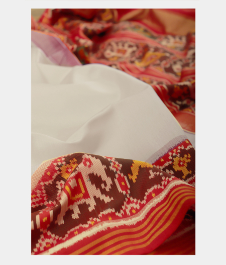 White Patan Patola Silk Saree T1958292