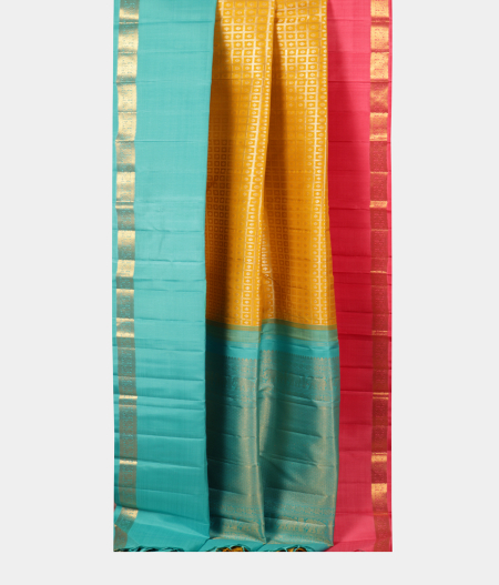 Yellow Handwoven Kanjivaram Silk Saree T2126402