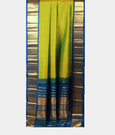 Light Green Handwoven Kanjivaram Silk Saree T2193872