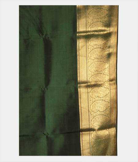 Yellowish Green Handwoven Kanjivaram Silk Pavadai T2151463