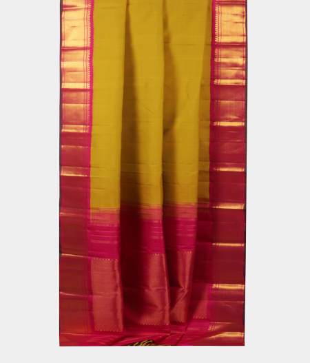 Yellowish Green Handwoven Kanjivaram Silk Saree T2194202