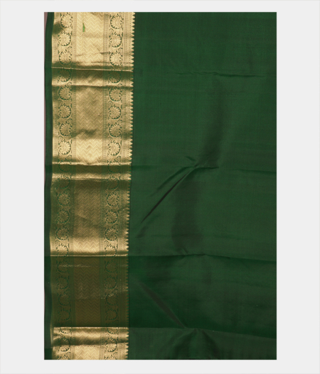 Green Handwoven Kanjivaram Silk Saree T2079063