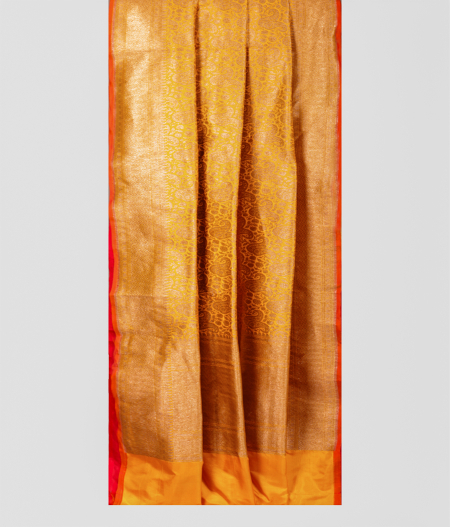 Yellow Banarasi Silk Saree T2258952