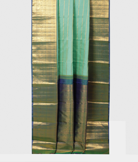 Green Handwoven Kanjivaram Silk Saree T2262402