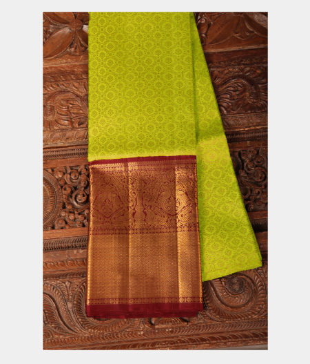 Green Handwoven Kanjivaram Silk Pavadai T180863-image