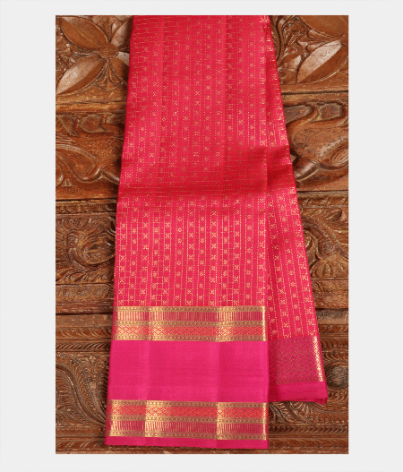 Magenta Handwoven Kanjivaram Saree T224575-image