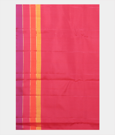 Gold Handwoven Kanjivaram Silk Saree T1137233
