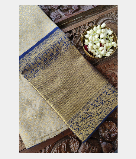 Cream Handwoven Kanjivaram Silk Pavadai T221563-image