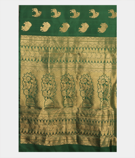 Green Handwoven Kanjivaram Silk Saree T2127824