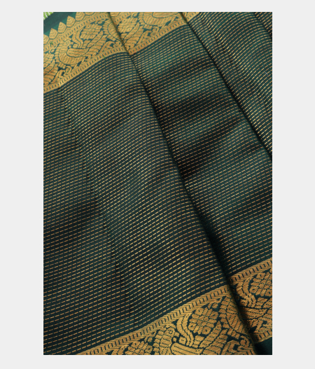 Light Green Handwoven Kanjivaram Silk Saree T2242583