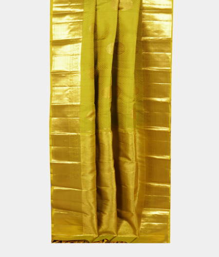 Green Handwoven Kanjivaram Silk Saree T2291142