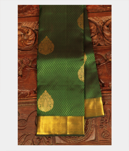 Green Handwoven Kanjivaram Silk SareeT230653-image