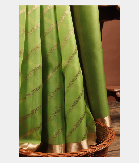 Green Banaras Organza Saree T228022-image