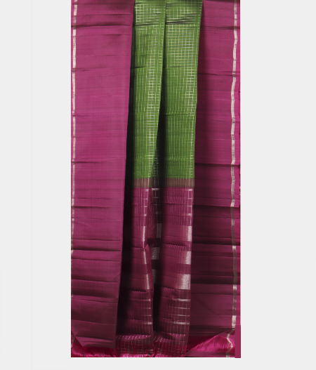 Bottle Green Handwoven Kanjivaram Silk Saree T2241562