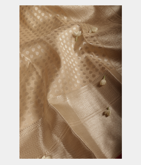Cream Handwoven Kanjivaram Silk Saree T1646465