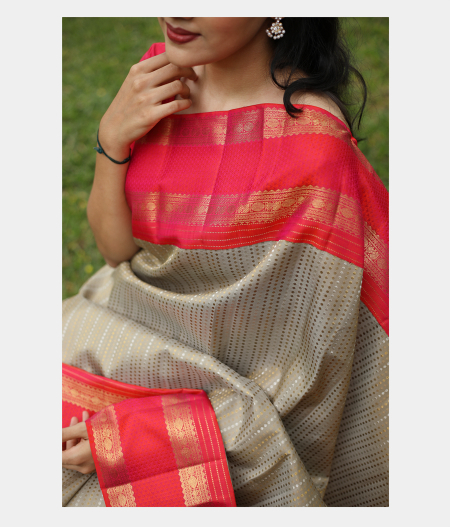 Khaki Grey Handwoven Kanjivaram Silk Saree T2271902