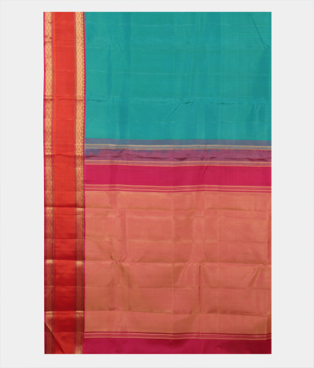 Peacock Green Handwoven Kanjivaram Silk Saree T2387014