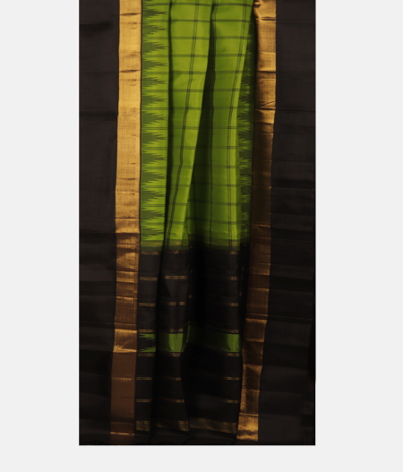 Green Handwoven Kanjivaram Silk Saree T2439762