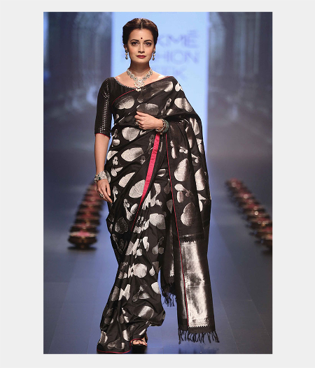 Black Handwoven Kanjivaram Silk Saree T239470-image