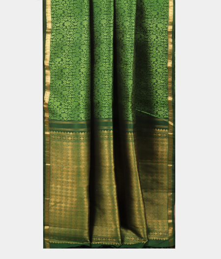 Green Handwoven Kanjivaram Silk Saree T1341072