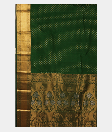 Green Handwoven Kanjivaram Silk Saree T2507234