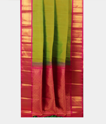 Green Handwoven Kanjivaram Silk Saree T2448032