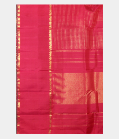 Magenta Handwoven Kanjivaram Silk Saree T2305934