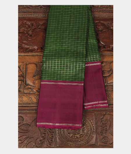 Bottle Green Handwoven Kanjivaram Silk Saree T252715-image