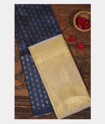 Navy Blue Handwoven Kanjivaram Silk Pavadai T247870-image