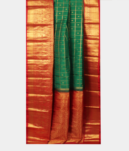 Green Handwoven Kanjivaram Silk Saree T2500442