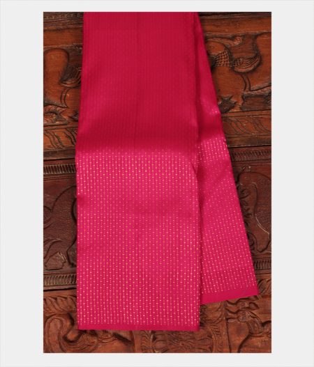 Magenta Handwoven Kanjivaram Silk Saree T252908-image