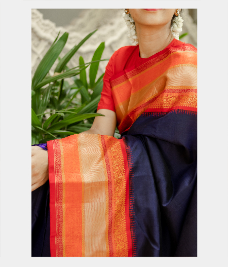 Navy Blue Handwoven Kanjivaram Silk Saree T2233612