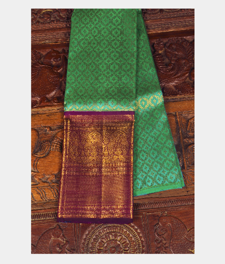 Green Handwoven Kanjivaram Silk Pavadai T257653-image