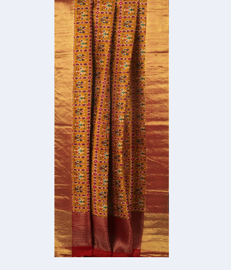 Mustard Yellow Printed Raw Silk Saree T2586182