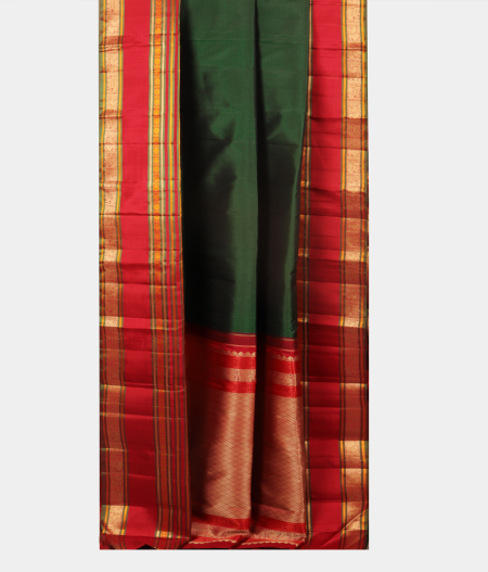 Green Handwoven Kanjivaram Silk Saree T2611532
